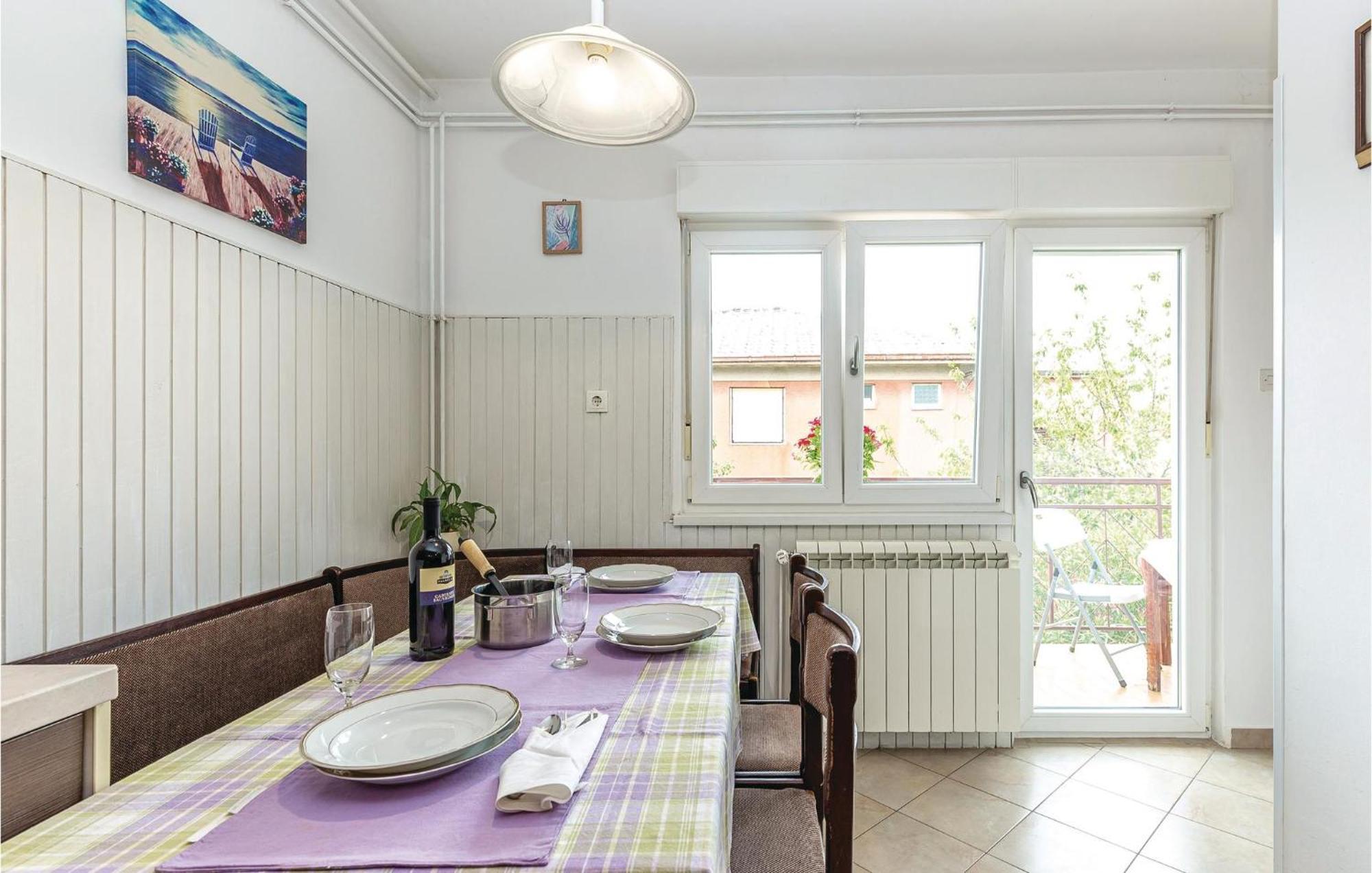 Amazing Apartment In Rijeka With Wifi エクステリア 写真